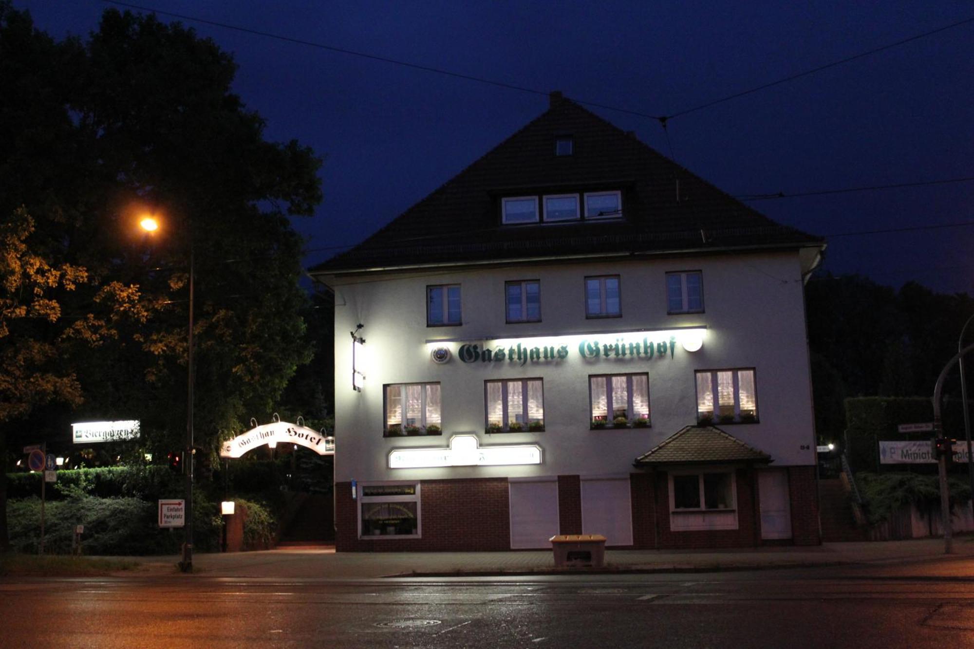Gasthaus & Hotel Gruenhof フランクフルト・アン・デア・オーダー エクステリア 写真